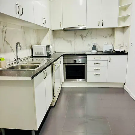 Amazing Space - 4 Bedroom * البوفيرا