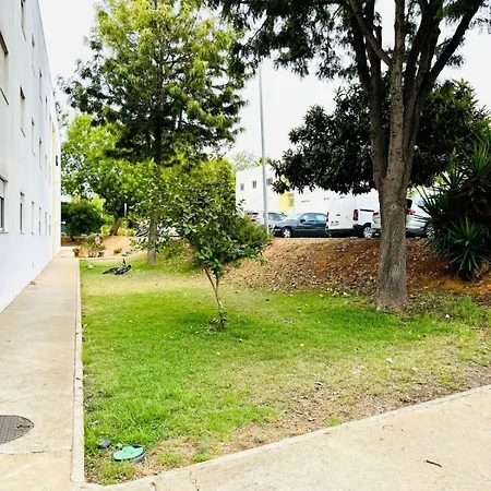 Amazing Space - 4 Bedroom Албуфейра