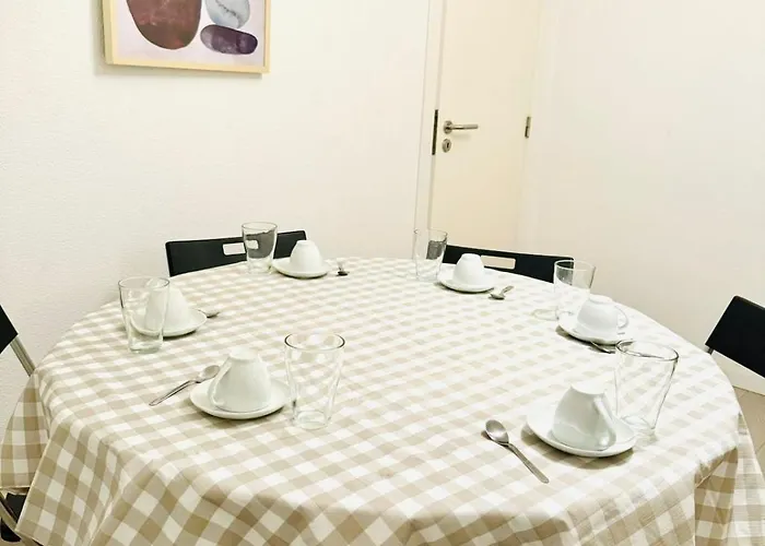 Amazing Space - 4 Bedroom *