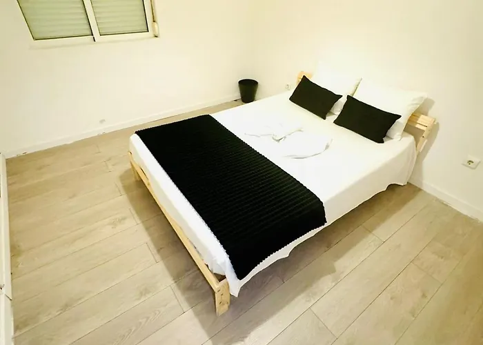 Amazing Space - 4 Bedroom *